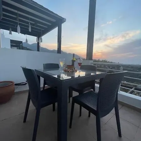 Sunset View Penthouse 2 Bedrooms Tatlisu *