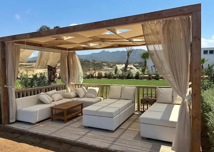 Sunset View Penthouse 2 Bedrooms Tatlisu Akanthou