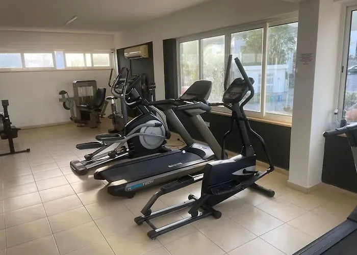 Sunset View Penthouse 2 Bedrooms Tatlisu Akanthou