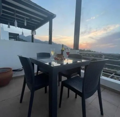 公寓 Sunset View Penthouse 2 Bedrooms Tatlisu Akanthou